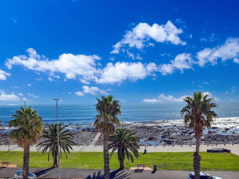 Breathtaking Views Of The Ocean *